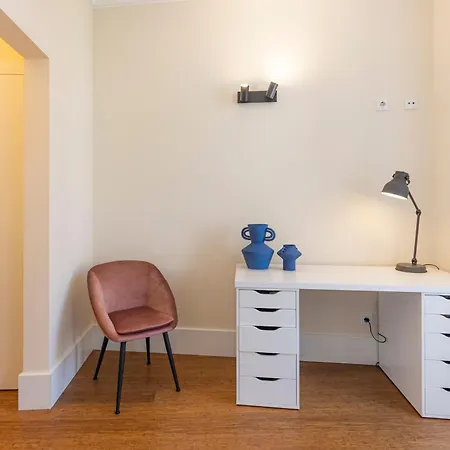 Estrela Duplex With Terrace 아파트 *