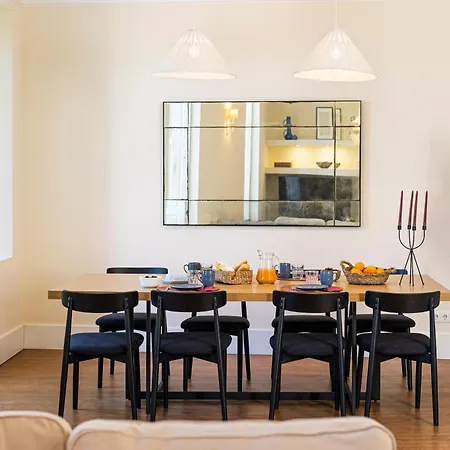 아파트 Estrela Duplex With Terrace 리스본